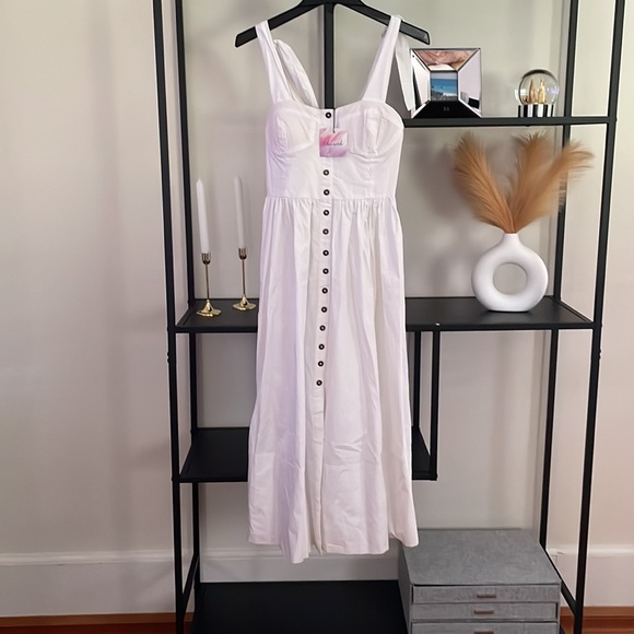 Dress - Picture 2 of 2